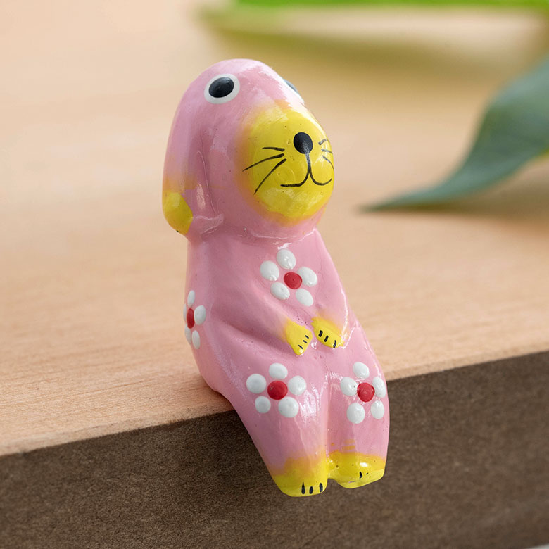 木彫りのバリ犬オブジェ[ ピンク ]
