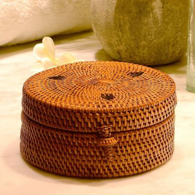 アタで編まれた丸い形のフタ付き小物入れケース[2207]【アジアン雑貨のアジア工房本店】