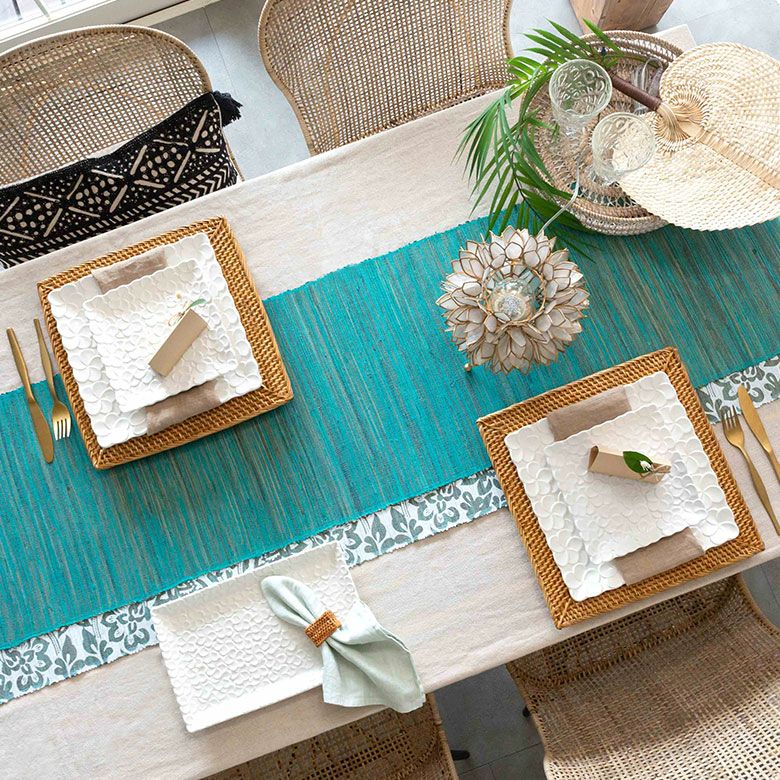 ウォーターヒヤシンスで出来たアジアンテーブルランナー[ターコイズ