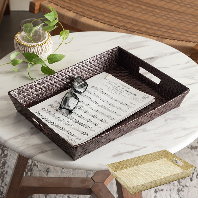 パンダンで出来た持ち手付きバスケットトレイ［L］2色展開［bt-11739-bt-11740］【トレートレイ小物入れ収納バスケット籠カゴかごバリ雑貨アジアン雑貨インテリアおしゃれアジア工房収納かご編み収納カゴエスニック小物いれバリ島洗面台南国リゾート】