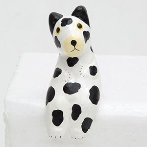 お座りした犬の 木彫りオブジェ(12872)【アジアン雑貨のアジア