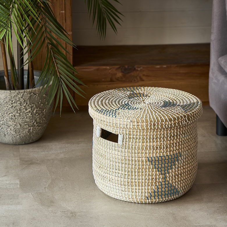 バスケットふた付き持ち手付きアフリカシーグラス製丸型39cm幅Lサイズかごバスケット収納セネガルバスケットサイザルバスケット蓋付きセネガルミニ高さ32cmおしゃれアジアン雑貨アフリカン[va51152]