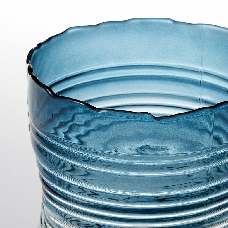 フラワーベース ガラス ブルー グラデーション ウェーブデザイン 横縞