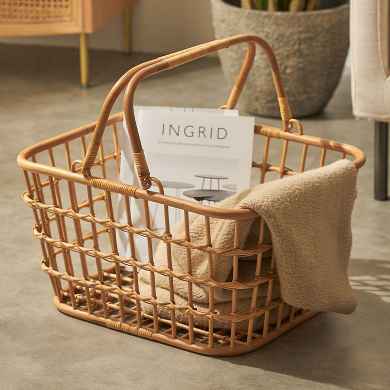 バスケットかごLサイズ通気性ラタン籐ハンドル付き約W45cmD38cmH25cm果物かご野菜かご果物野菜ナチュラルスタッキングかごバスケット収納収納バスケット衣類おもちゃ荷物スリッパタオル入れおしゃれ北欧雑貨インテリアアジアン[14061]