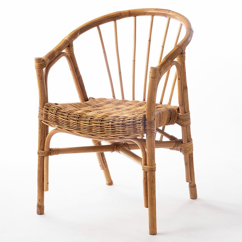アジアン家具　アームチェア　椅子　インドネシア　天然木　カフェ 軽くて丈夫なラタンで編まれたカフェチェアー[14152]
