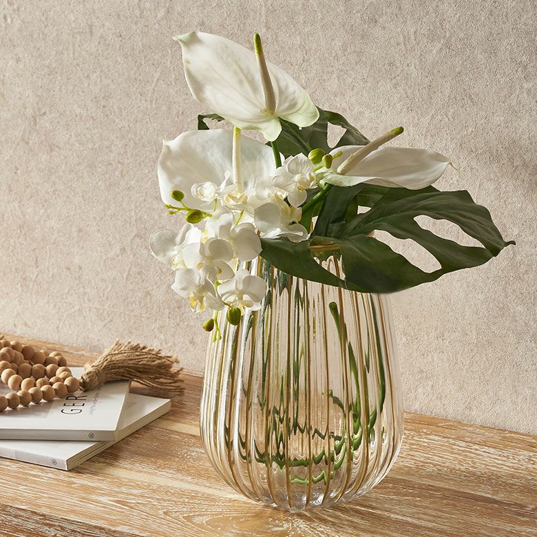 水やり不要のリアルな造花 ホワイトアンスリウムのアーティフィシャル